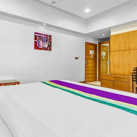 Medora Hotel Kóžikkót Exteriér fotografie