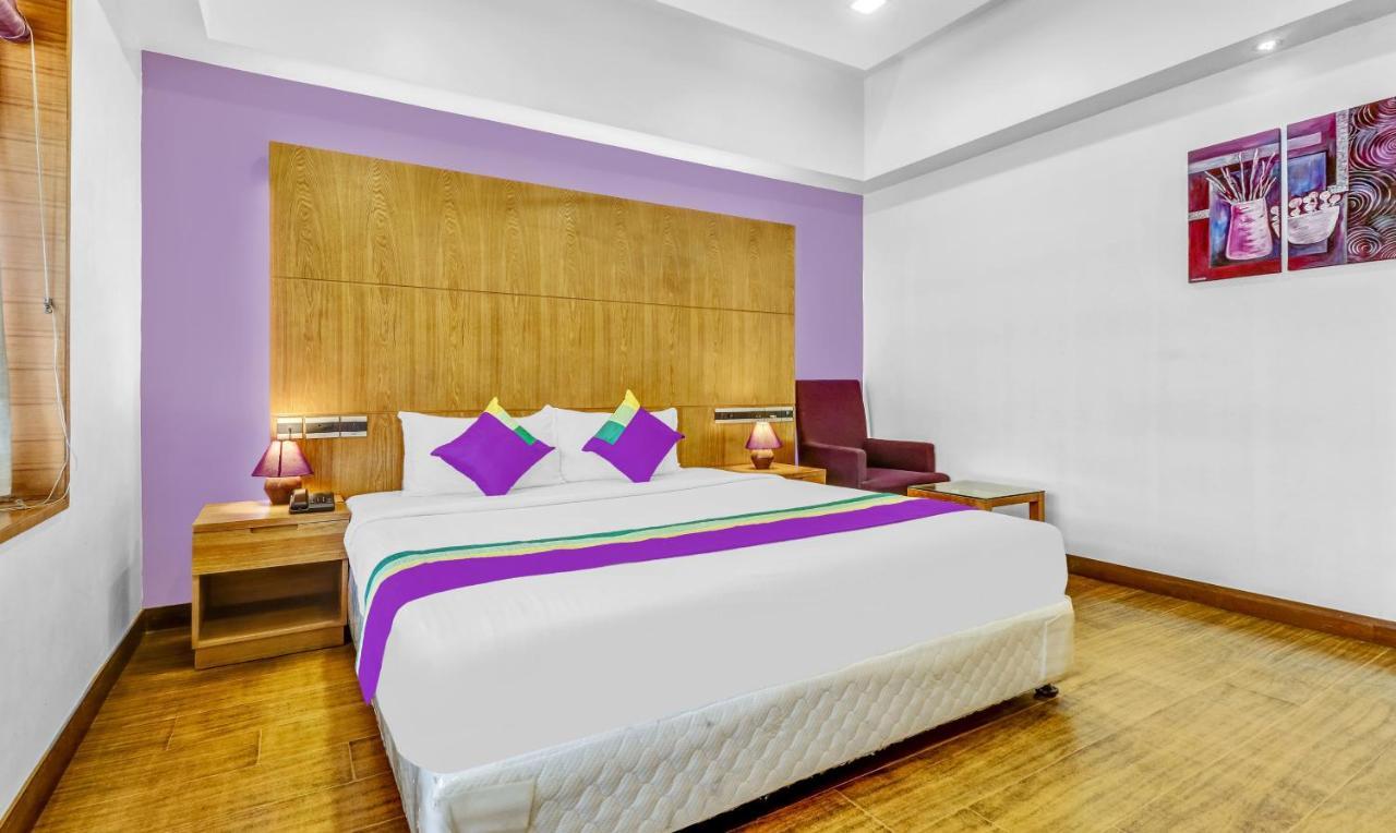 Medora Hotel Kóžikkót Exteriér fotografie