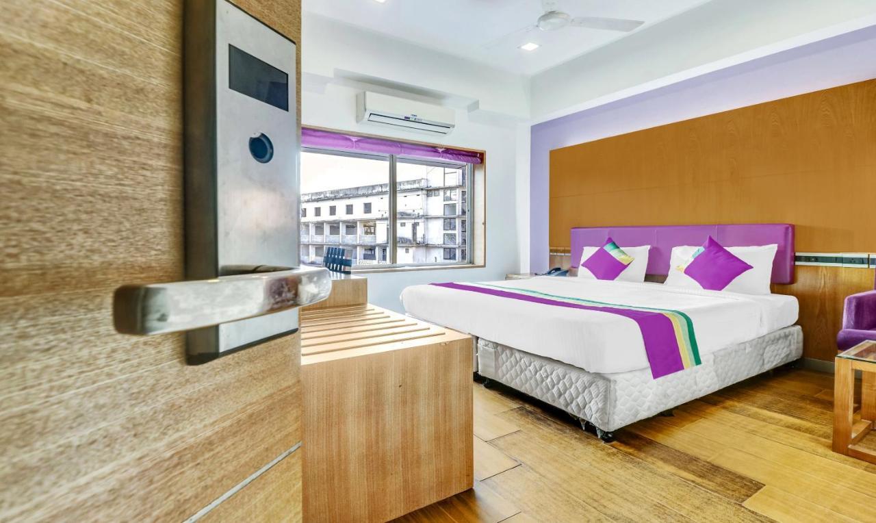 Medora Hotel Kóžikkót Exteriér fotografie