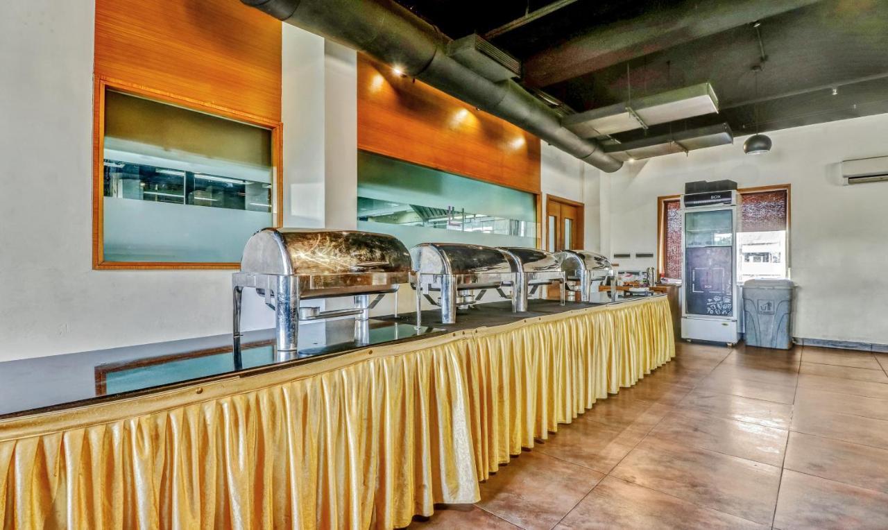 Medora Hotel Kóžikkót Exteriér fotografie